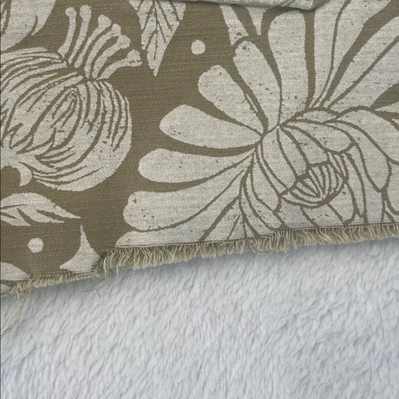 Pilcro Printed Botanical Shorts - Picture 10 of 10